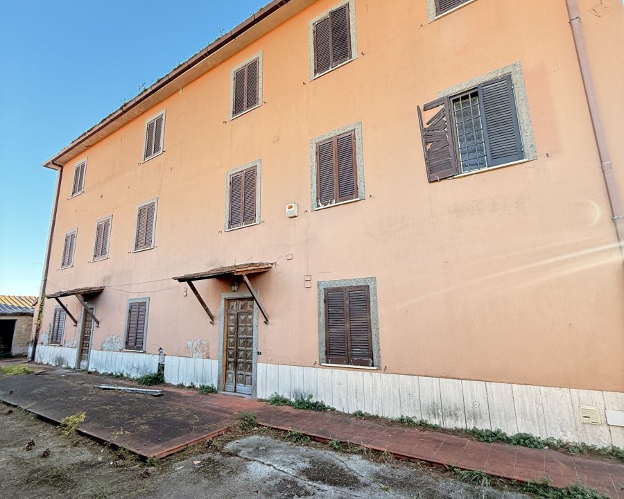 Casale in vendita in Via di Vigna Girelli - Roma