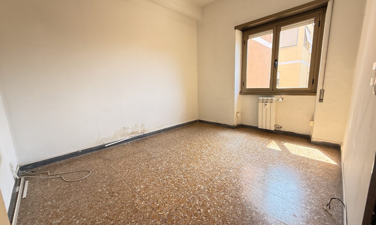 LUMINOSO TRILOCALE CON BALCONE – BRAVETTA, ROMA