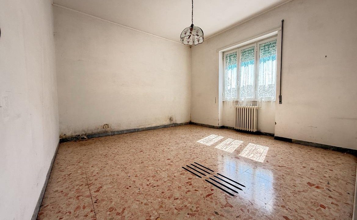 Villino cielo-terra con giardino e lastrico solare – Casetta Mattei