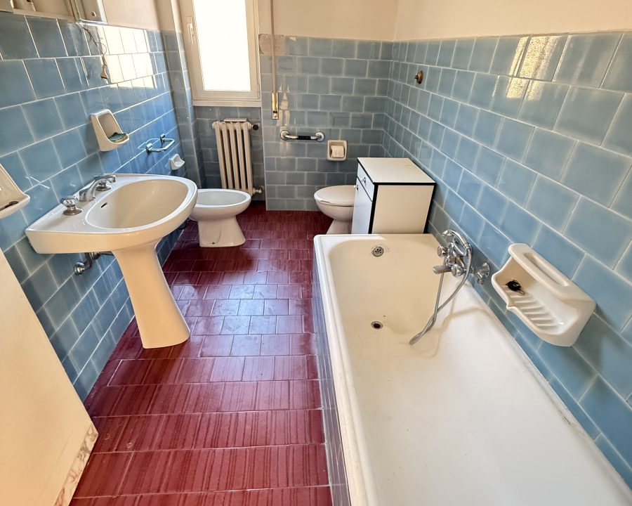 Villino cielo-terra con giardino e lastrico solare – Casetta Mattei