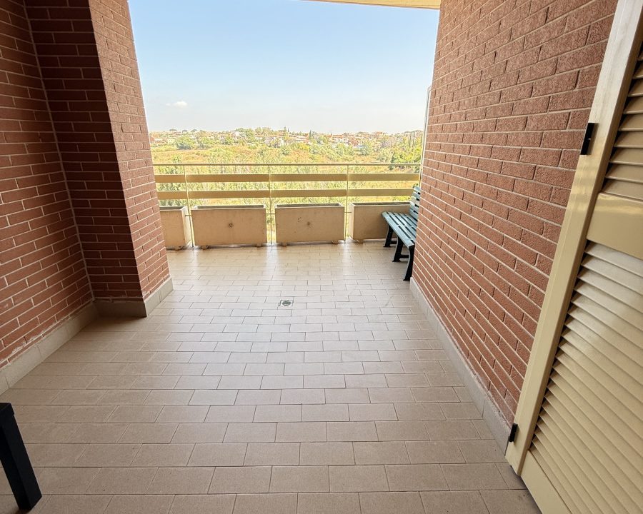 Ponte Galeria – Via di Monte Stallonara | Trilocale con box, posto auto e cantina | Classe B |