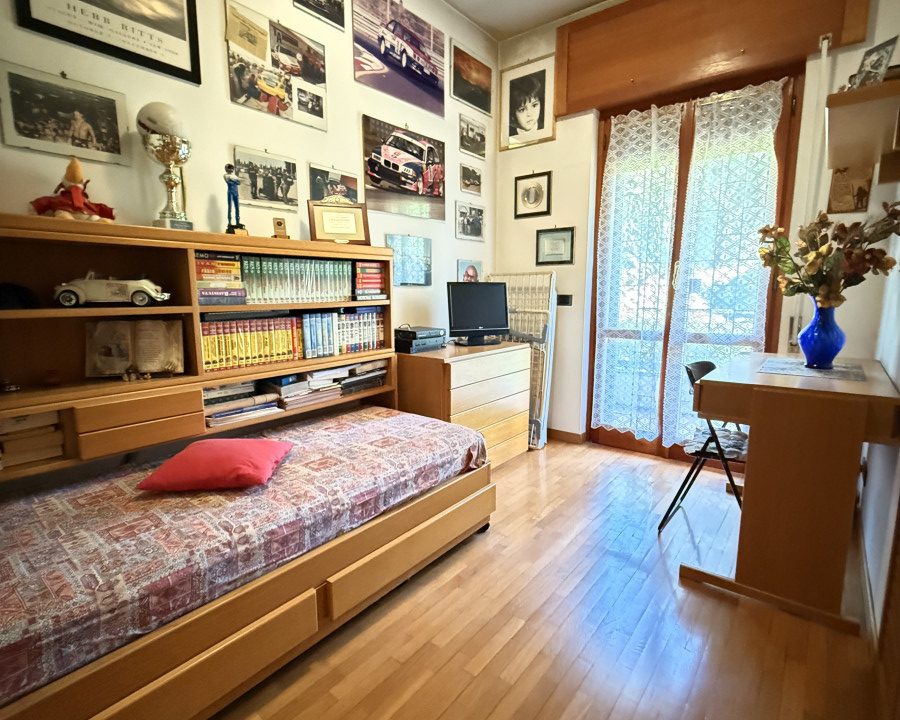 Villa Bifamiliare con Giardino e Box Auto - Bravetta | Roma