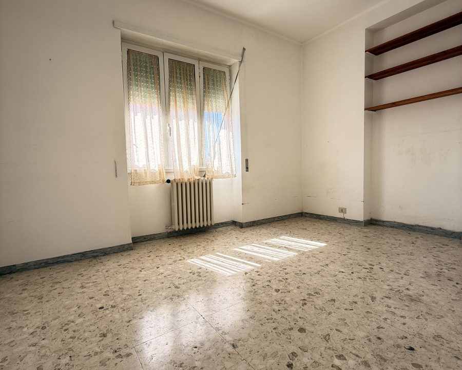 Villino cielo-terra con giardino e lastrico solare – Casetta Mattei