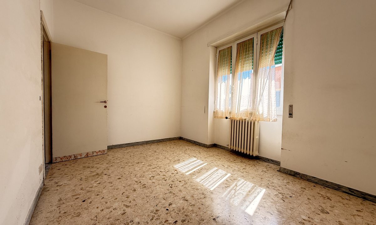 Villino cielo-terra con giardino e lastrico solare – Casetta Mattei