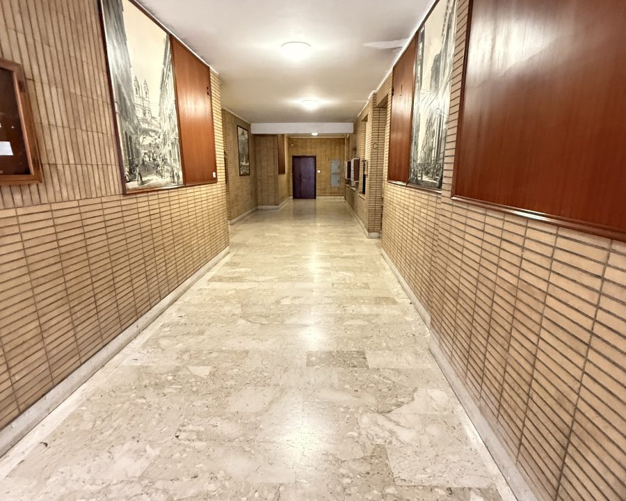 Bravetta – Via Silvestri | Ampio bilocale con balcone vivibile – Uso transitorio o foresteria