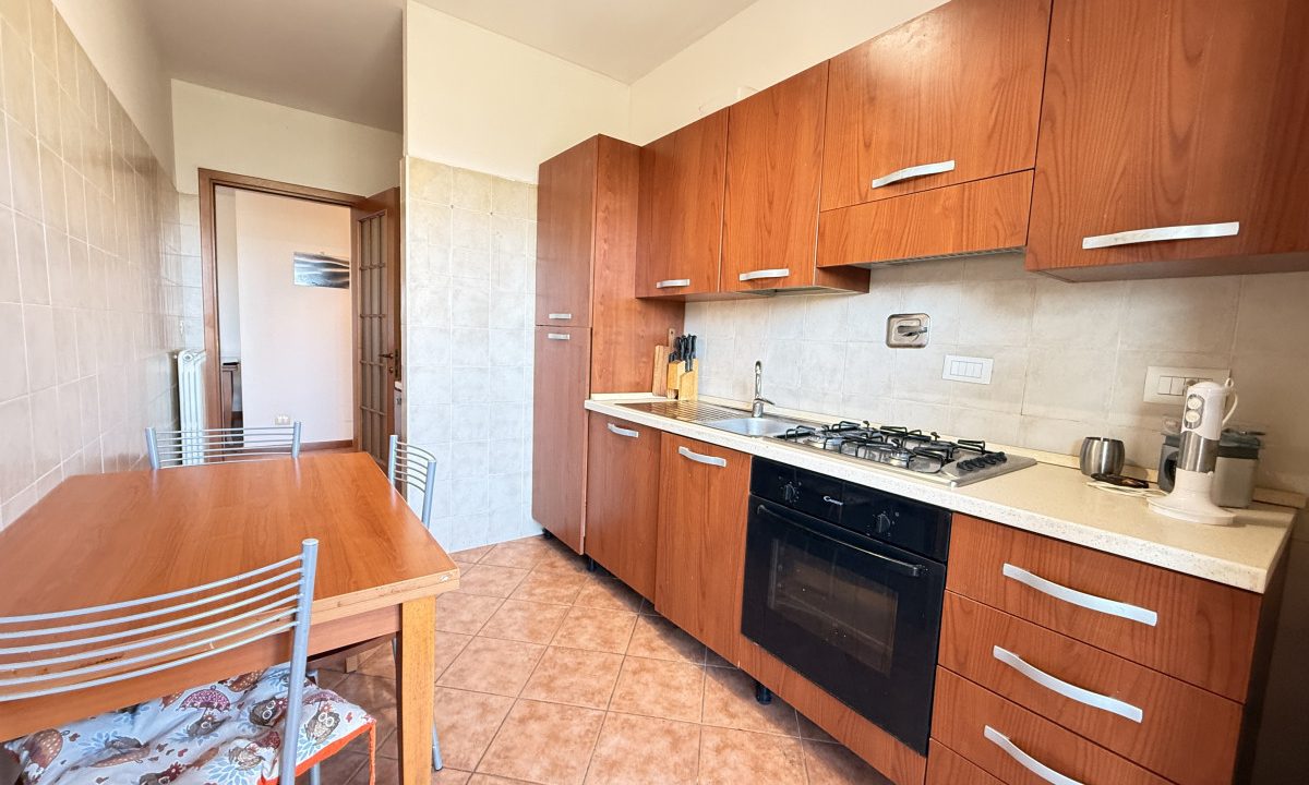Ponte Galeria – Via di Monte Stallonara | Trilocale con box, posto auto e cantina | Classe B |