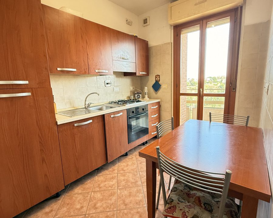 Ponte Galeria – Via di Monte Stallonara | Trilocale con box, posto auto e cantina | Classe B |