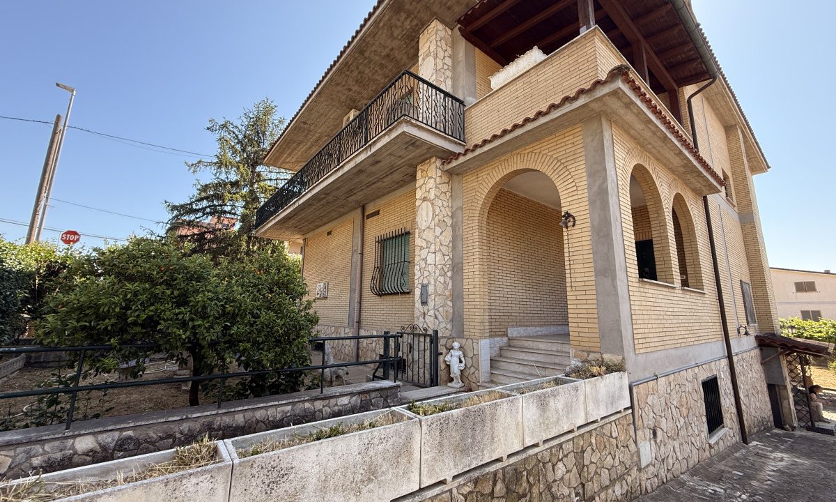 Fabbricato Unifamiliare Valle Muricana, Roma