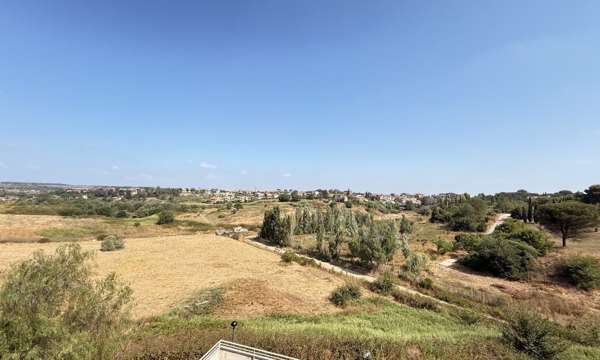 Ponte Galeria – Via di Monte Stallonara | Trilocale con box, posto auto e cantina | Classe B |