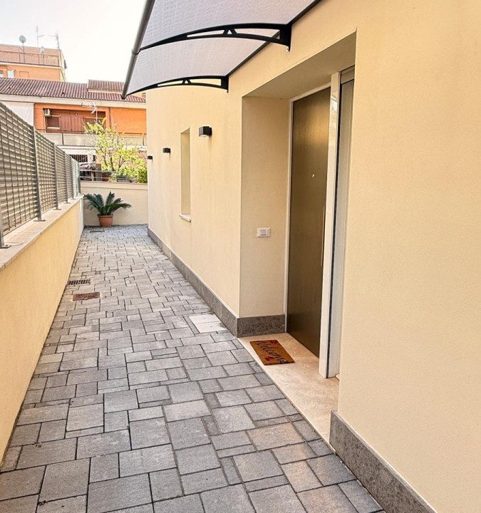 Trilocale in Vendita in Classe A4 – Via del Fontanile Arenato