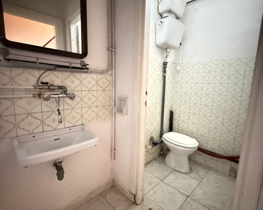LOCALE IN AFFITTO IN VIA SAN PANTALEO CAMPANO