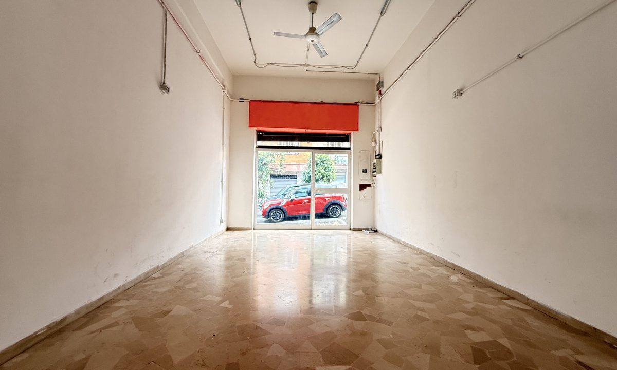 LOCALE IN AFFITTO IN VIA SAN PANTALEO CAMPANO