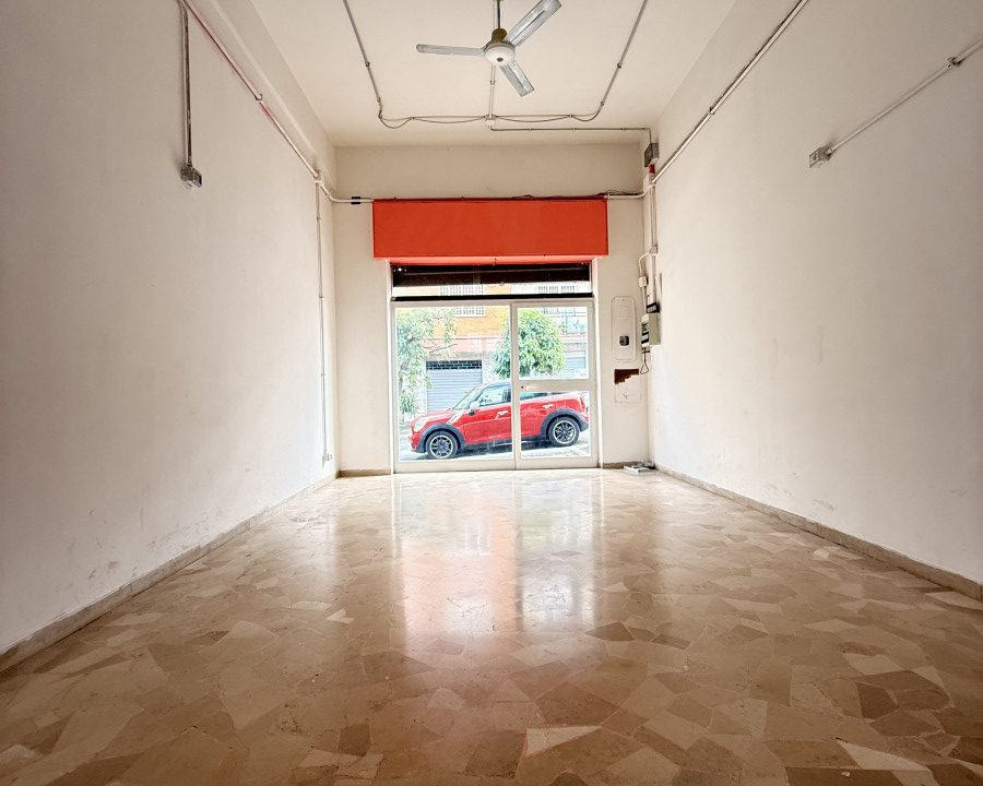 LOCALE IN AFFITTO IN VIA SAN PANTALEO CAMPANO