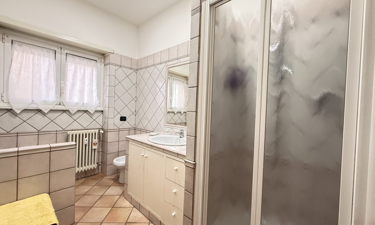 Appartamento in Vendita a Roma in Via dei Carraresi