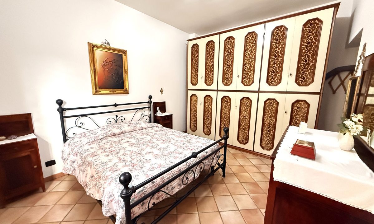 Appartamento in Vendita a Roma in Via dei Carraresi
