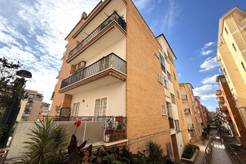 Appartamento in Vendita a Roma in Via dei Carraresi