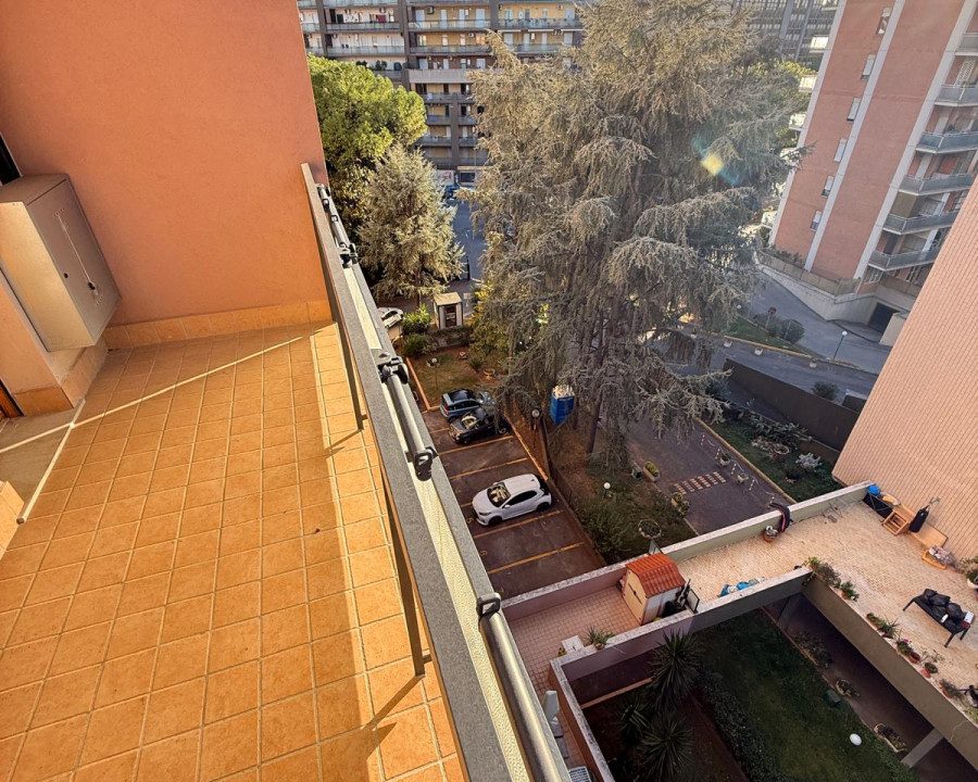 Appartamento in vendita a Roma – Via Francesco Tovaglieri