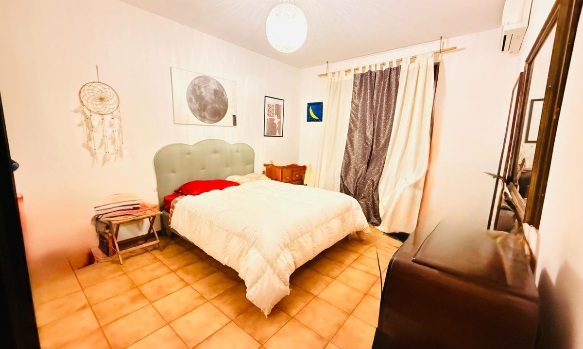 Ampio Bilocale in Vendita in Via Arnaldo Foschini - Roma