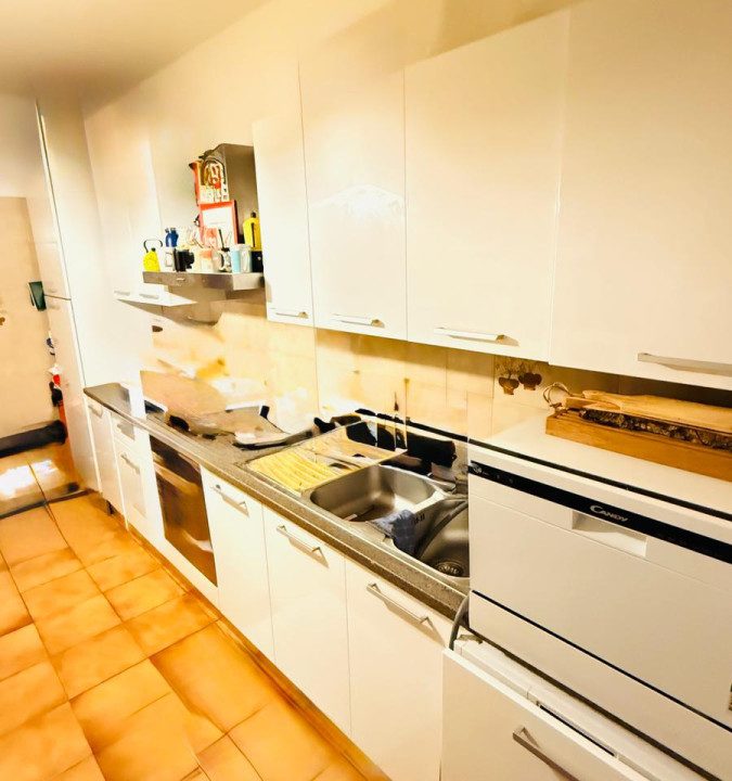 Ampio Bilocale in Vendita in Via Arnaldo Foschini - Roma