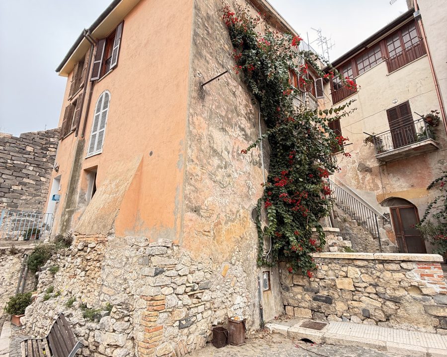 Appartamento in Vendita, Via della Catena - Terracina