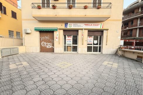 Via della Pisana – Locale Commerciale in Vendita