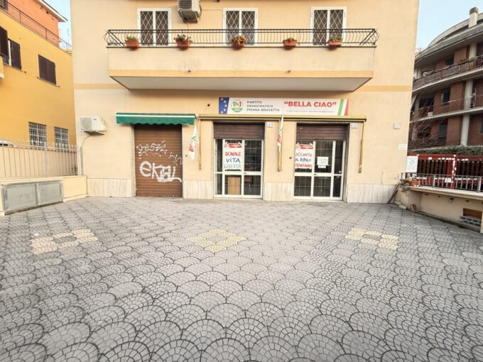 Via della Pisana – Locale Commerciale in Vendita