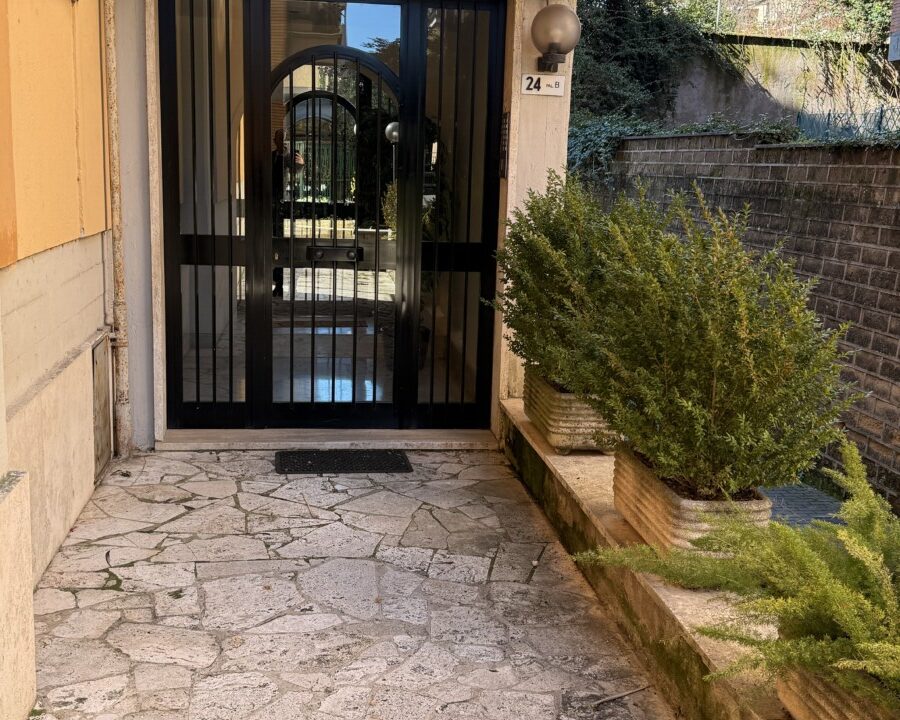 Trilocale in Vendita - Via Cardinal Pacca