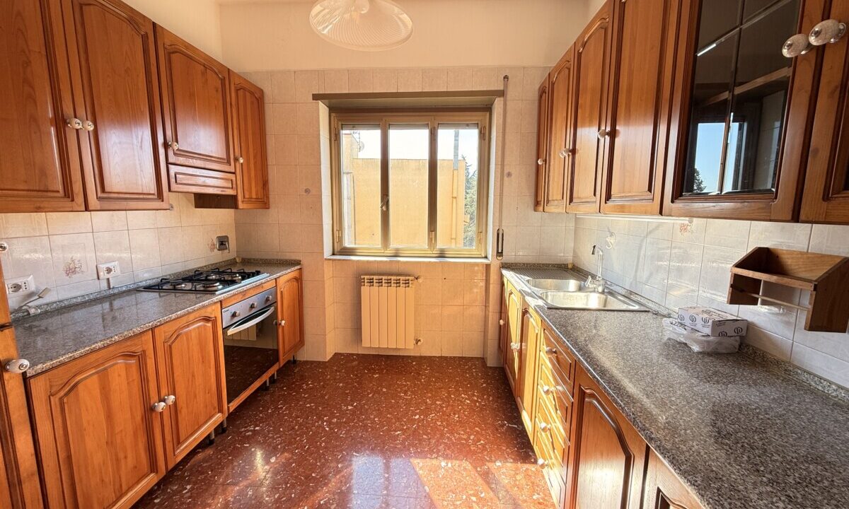 Trilocale in Vendita - Via Cardinal Pacca