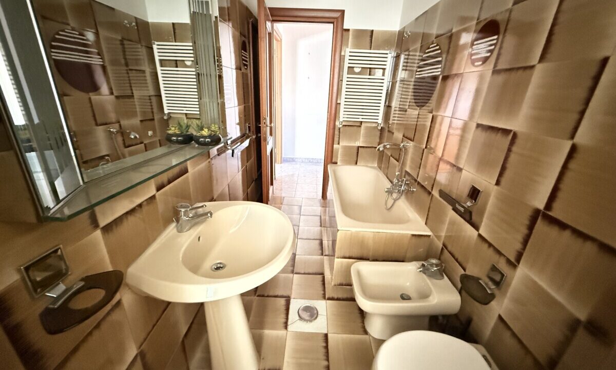 ATTICO PANORAMICO CON AMPIO TERRAZZO – Via Cardinal D’Avanzo 5