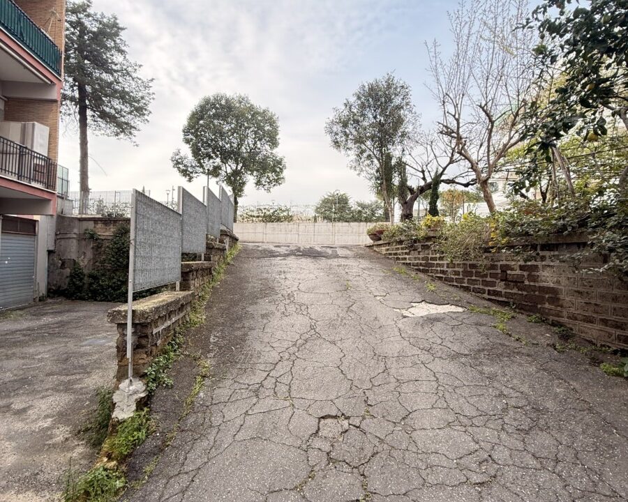 Via delle Vigne – Box auto in vendita