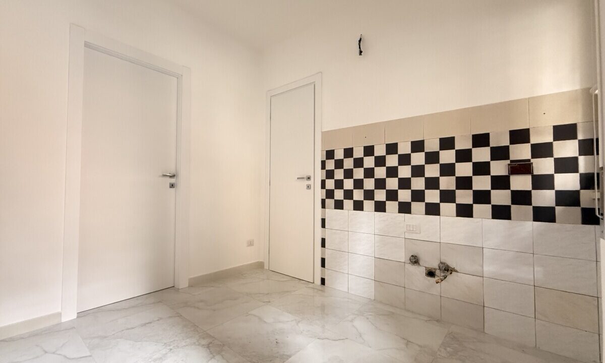 Monolocale in Vendita – Via Torrita di Siena, Zona Portuense/Trullo, Roma