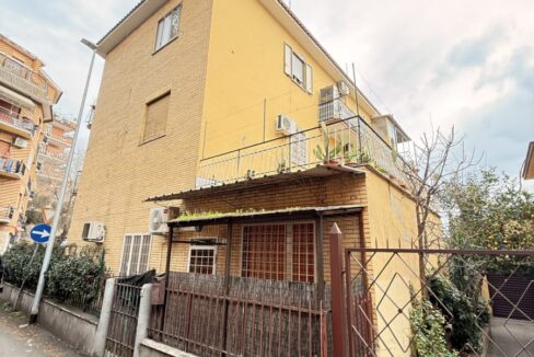 Monolocale in Vendita – Via Torrita di Siena, Zona Portuense/Trullo, Roma