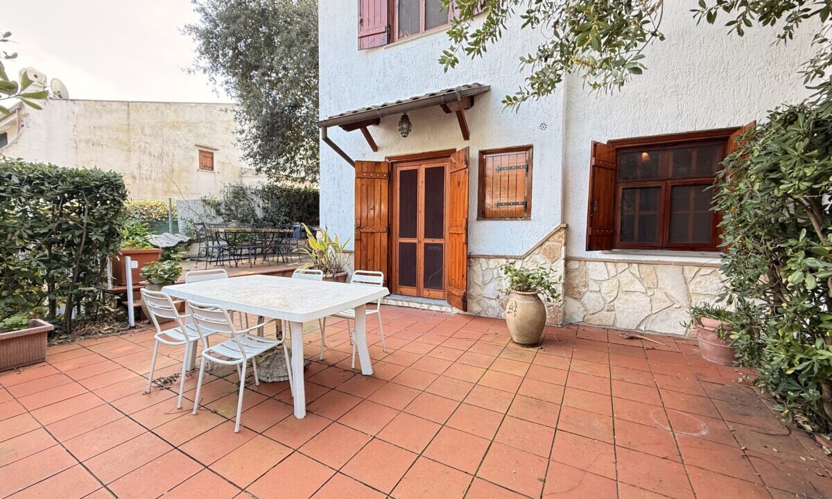 Villino a Schiera con vista mare – Riva dei Greci, Salto di Fondi