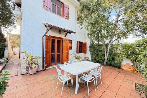 Villino a Schiera con vista mare – Riva dei Greci, Salto di Fondi