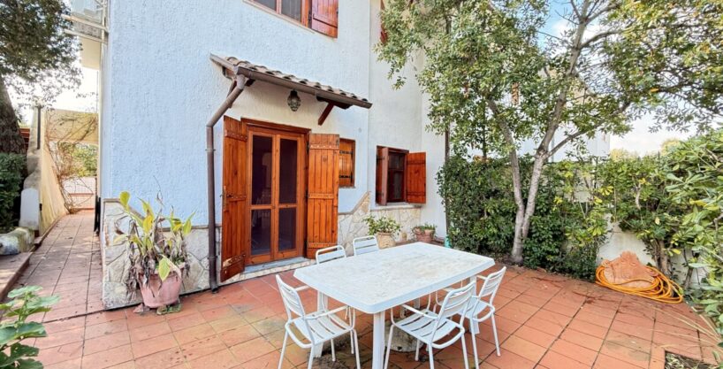 Villino a Schiera con vista mare – Riva dei Greci, Salto di Fondi