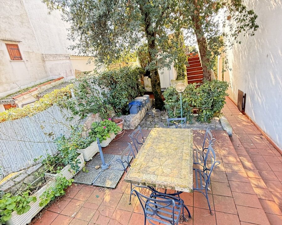 Villino a Schiera con vista mare – Riva dei Greci, Salto di Fondi