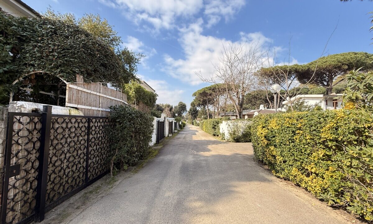 Villino a Schiera con vista mare – Riva dei Greci, Salto di Fondi