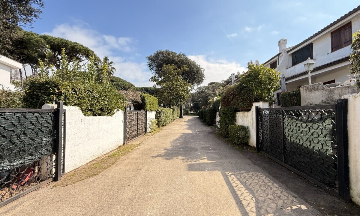 Villino a Schiera con vista mare – Riva dei Greci, Salto di Fondi