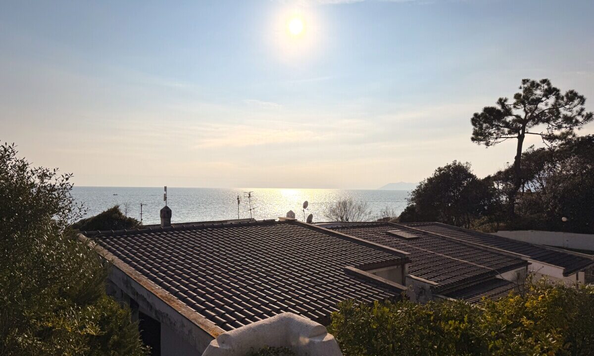 Villino a Schiera con vista mare – Riva dei Greci, Salto di Fondi