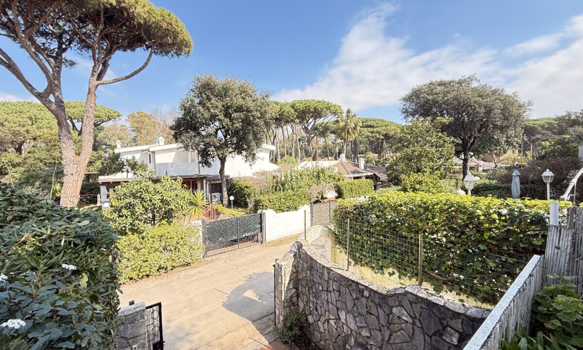 Villino a Schiera con vista mare – Riva dei Greci, Salto di Fondi