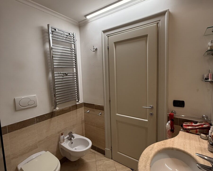 Appartamento in comprensorio con piscina Via dei Gonzaga 114