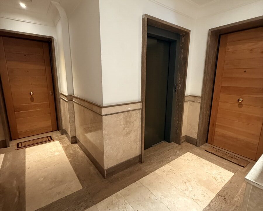 Appartamento in comprensorio con piscina Via dei Gonzaga 114