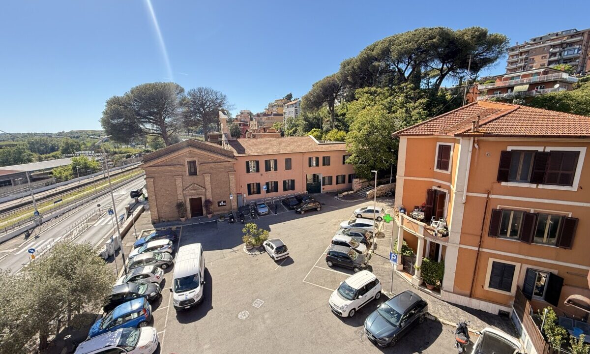 Ampio e Luminoso 120mq – Piazza Madonna di Pompei, Magliana – Ottimo Stato
